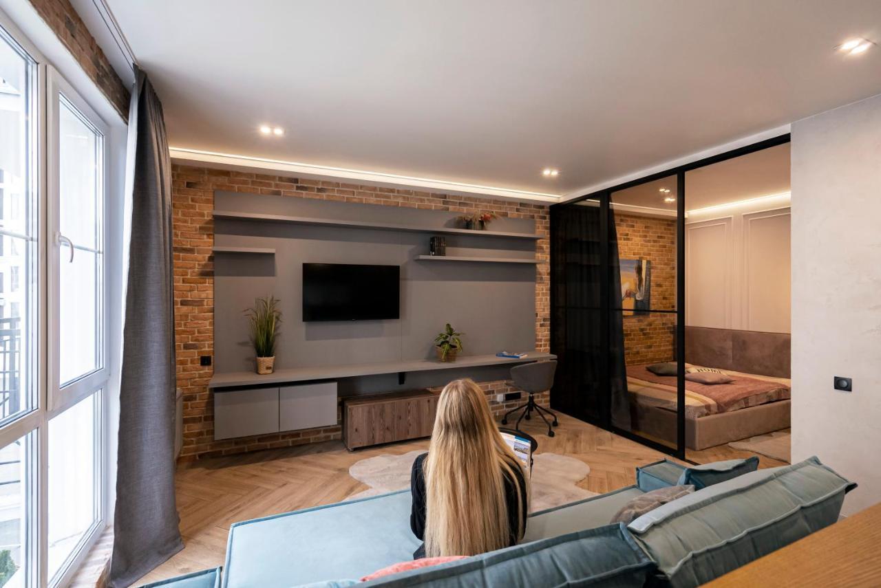 British Quarter Studios Kiev Bagian luar foto