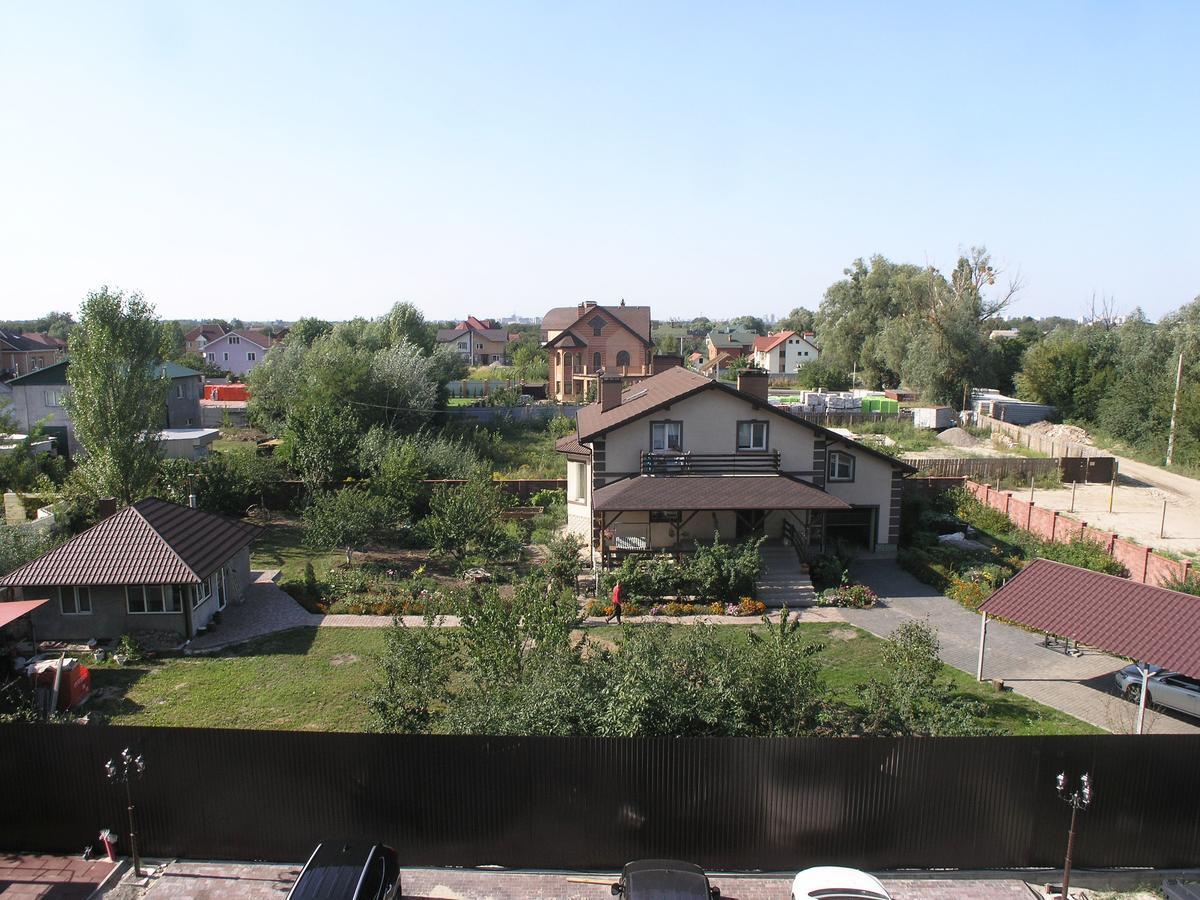 British Quarter Studios Kiev Bagian luar foto