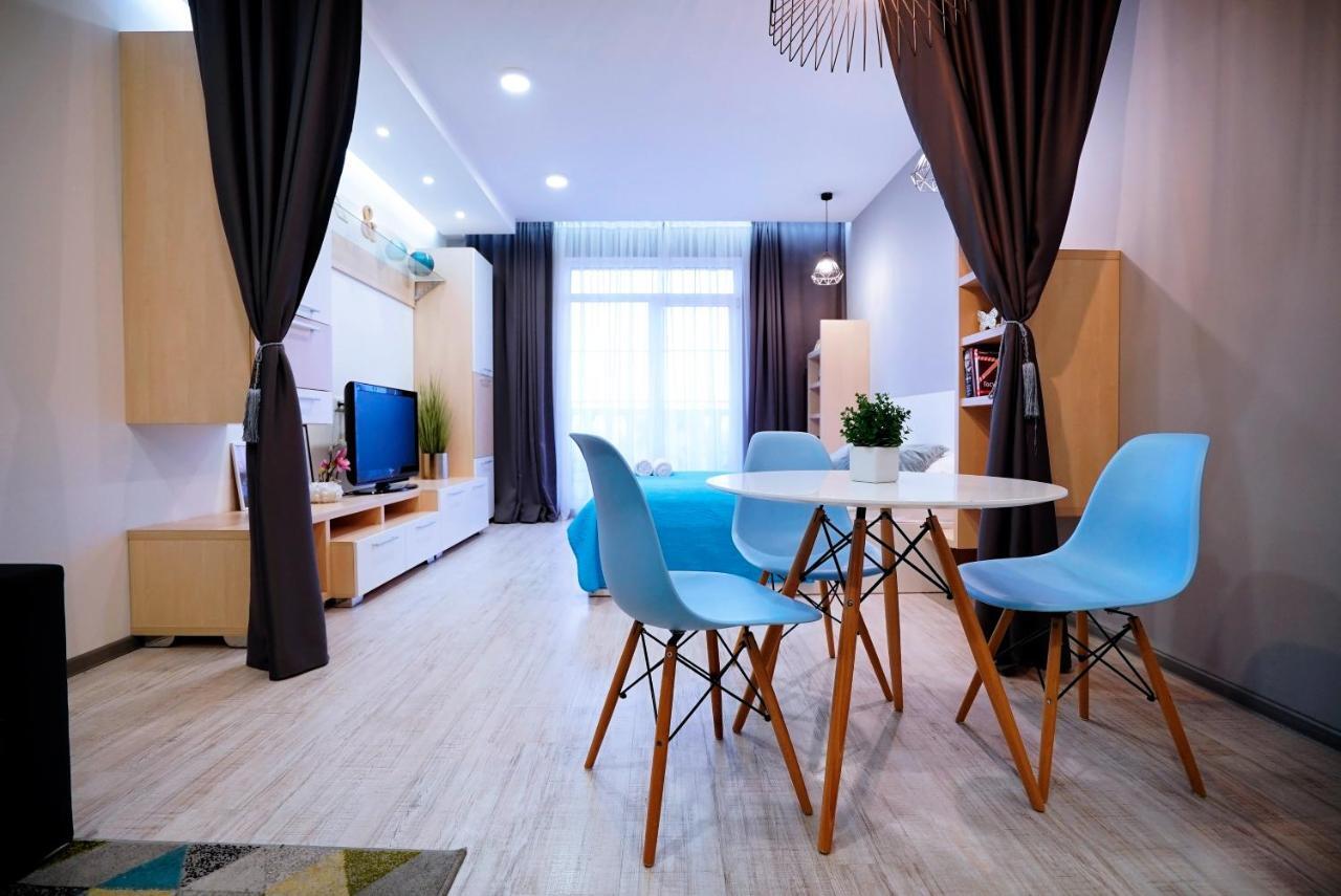 British Quarter Studios Kiev Bagian luar foto