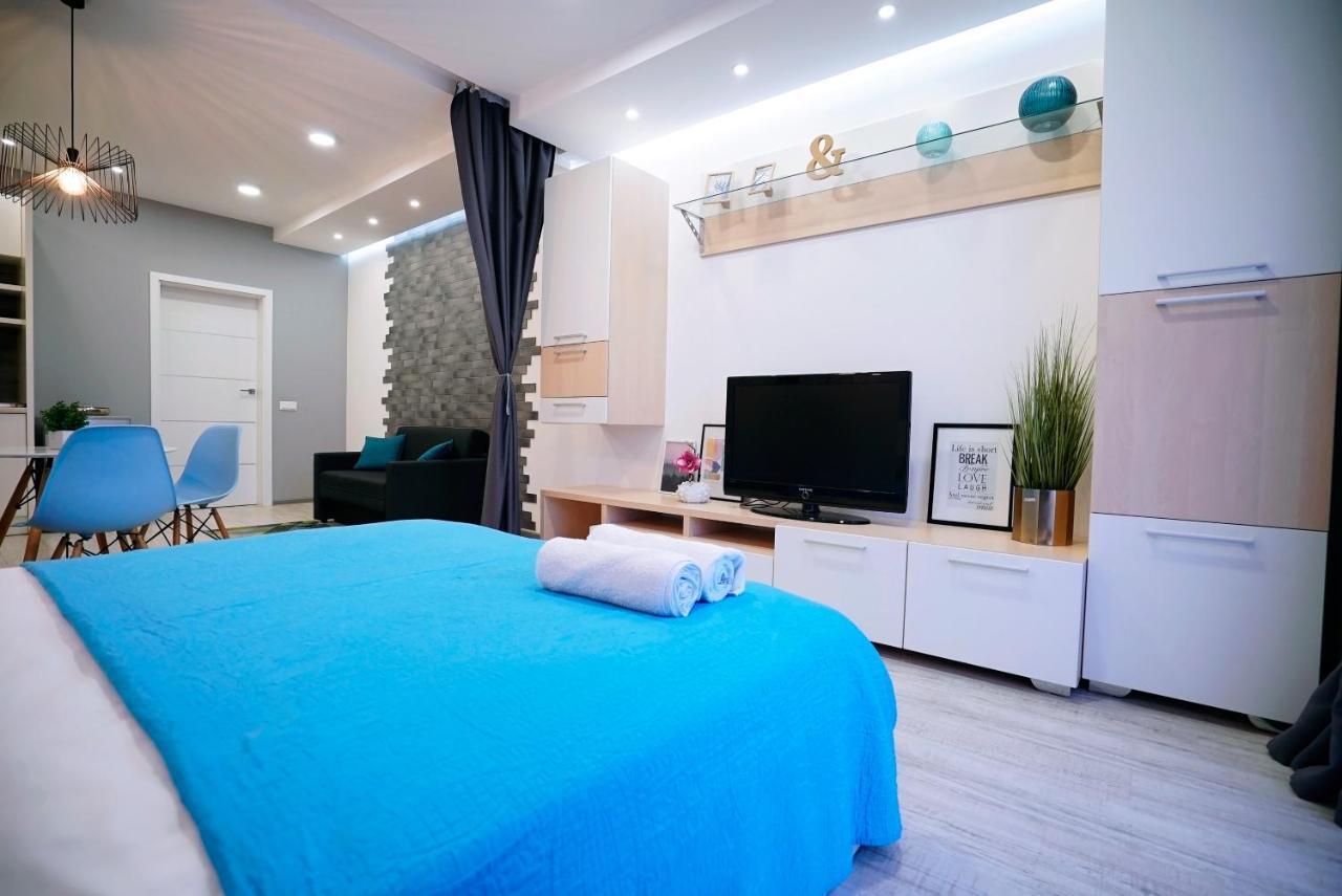 British Quarter Studios Kiev Bagian luar foto